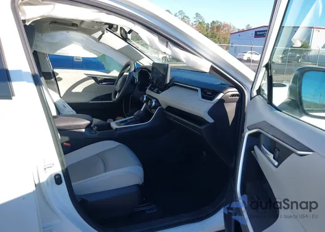 2024 Toyota Rav4 Xle Premium from USA, damaged, VIN 2T3C1RFV9RW306835